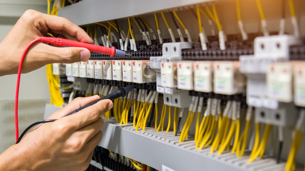 10 Electrical Safety Issues at the Construction Site and How to Fix Them
